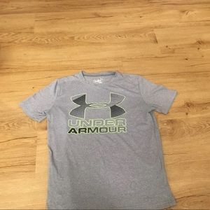 Under armour shirt